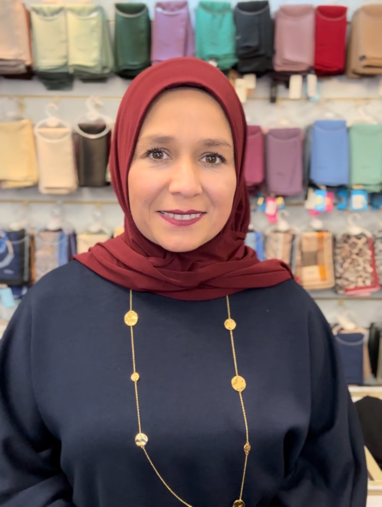 Emina fertig Hijab