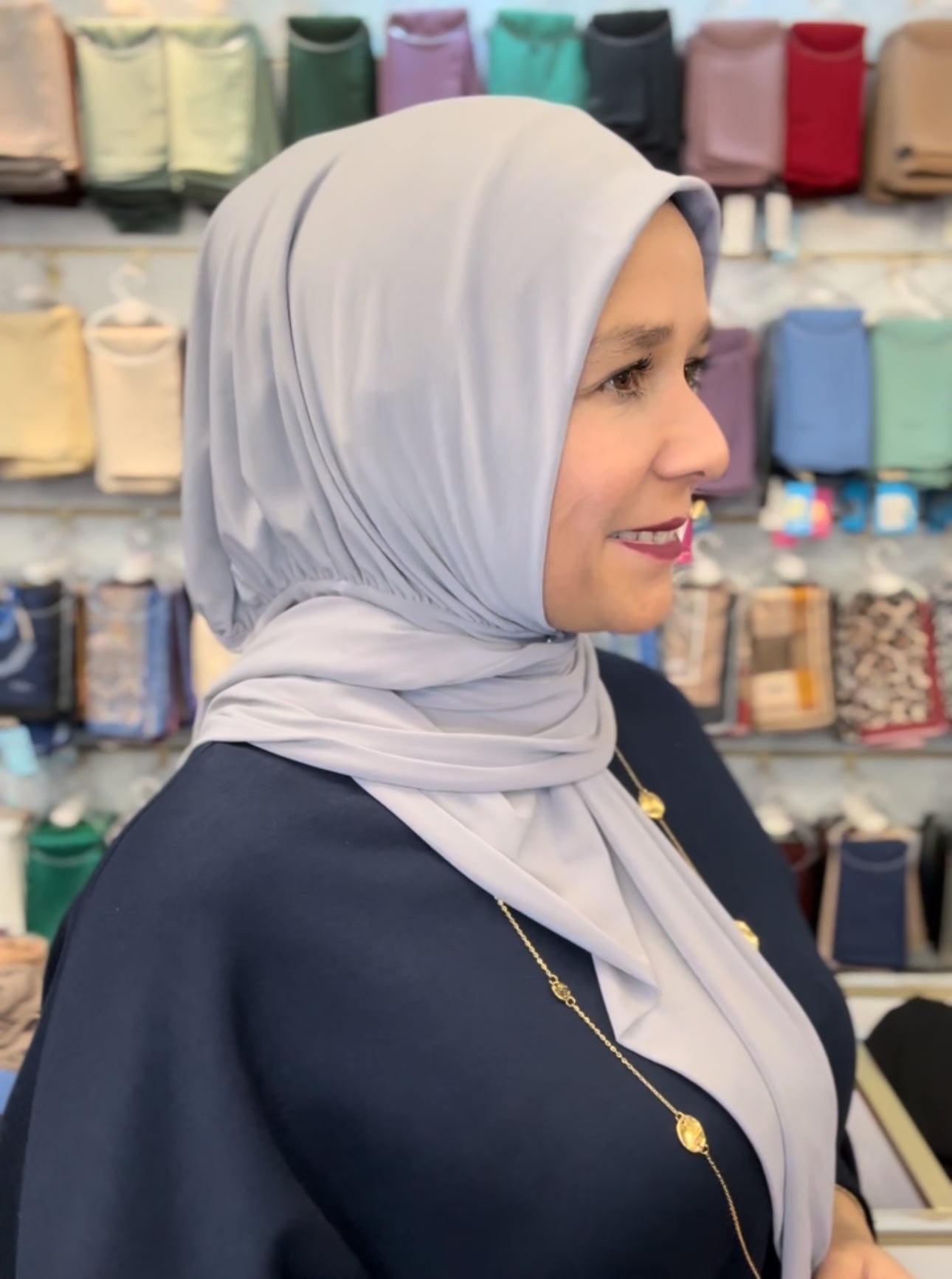 Emina fertig Hijab
