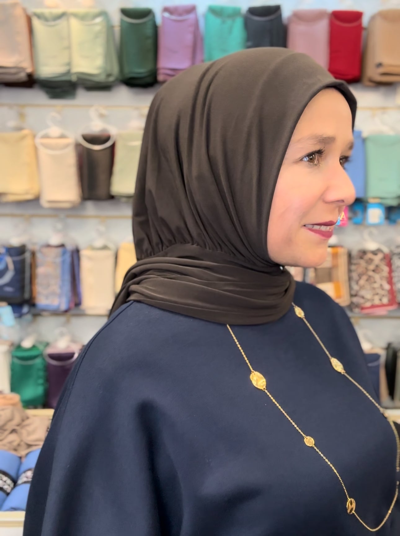 Emina fertig Hijab