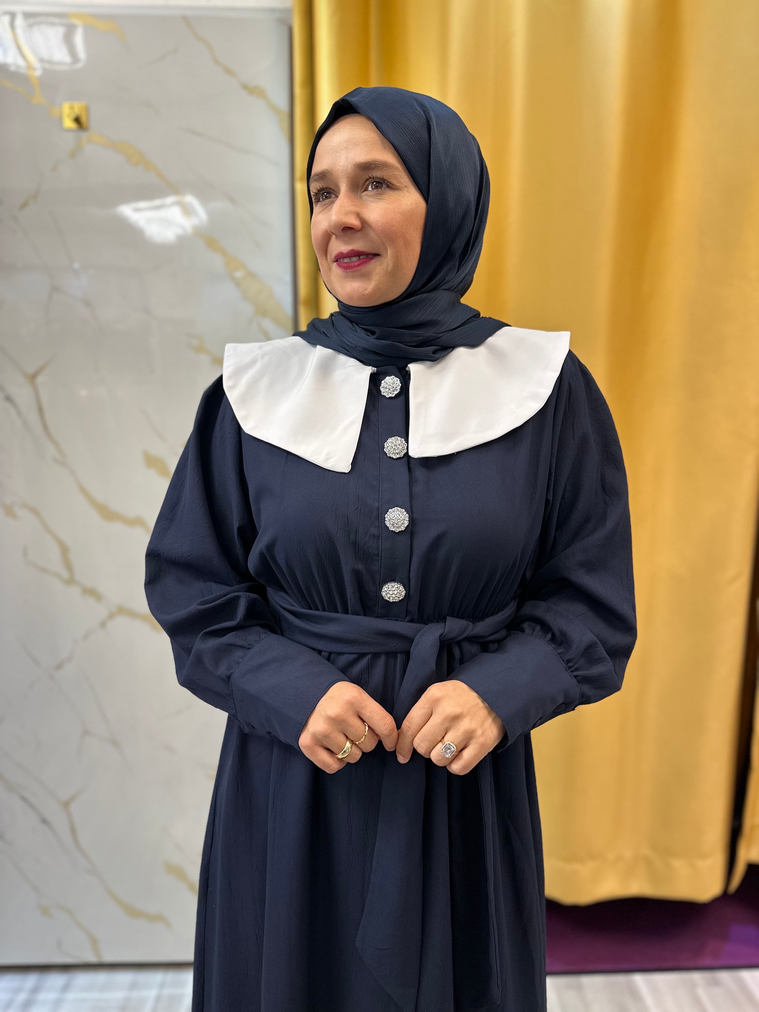 Nefes Kleid