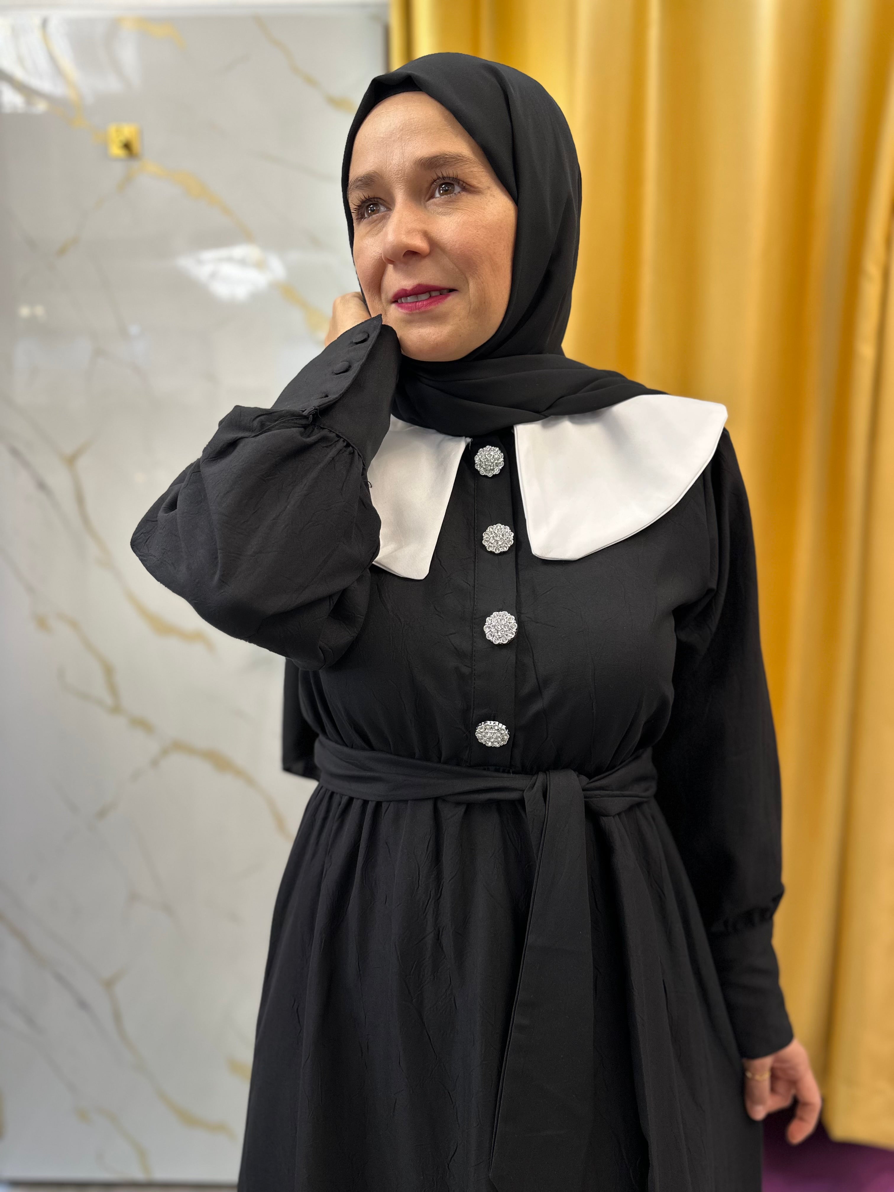 Nefes Kleid