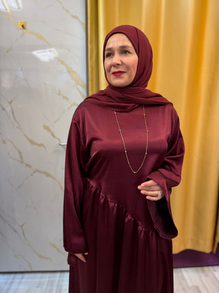 Satin- Kleid